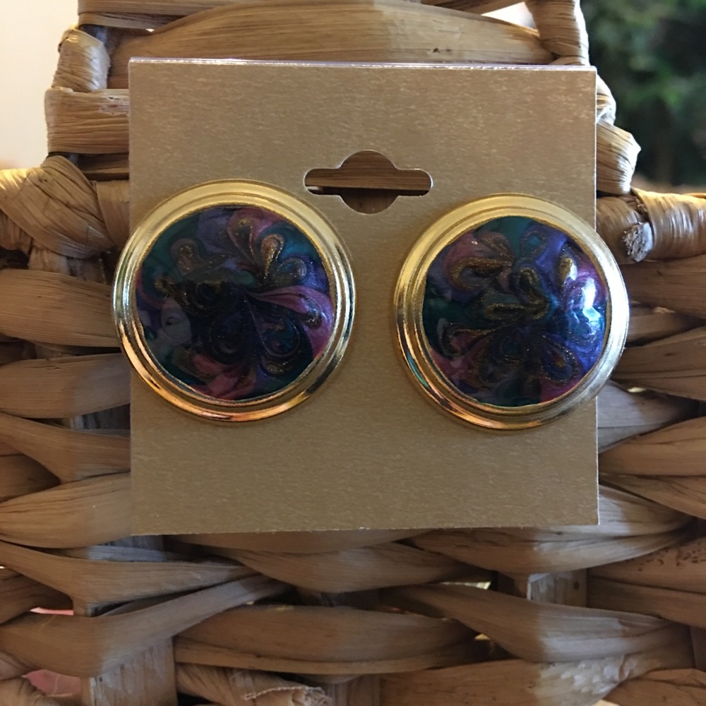 Vintage sparkle swirl enamel pierced earrings